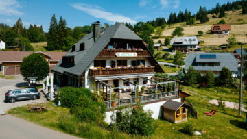 Tradition & Moderne: Idyllisch gelegenes Schwarzwaldhotel mit hochwertiger Ausstattung 79868 Feldberg-Neuglashütten, Hotels