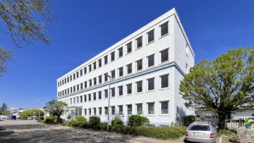Große Büroetage mit vielen Nutzungsmöglichkeiten im Gewerbegebiet-Nord 79108 Freiburg i. Br. / Brühl, Bürohaus