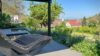 Ehemaliger Winzerhof in traumhafter Randlage umgeben von Weinbergen - Überdachte Terrasse mit Wasserbecken und Blick auf Bickensohl