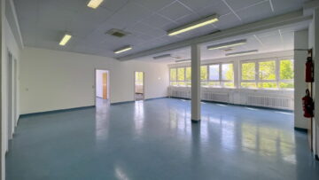 Helle Büro-, Schulungs- oder Konferenzflächen in Freiburg-Haid 79111 Freiburg im Breisgau, Bürofläche