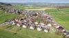360°-Rundgang | Großes Einfamilienhaus mit Einliegerwohnung in wunderschöner ruhiger Randlage - Die umliegende Bebauung ist von Doppelhaushälften und Einfamilienhäusern geprägt